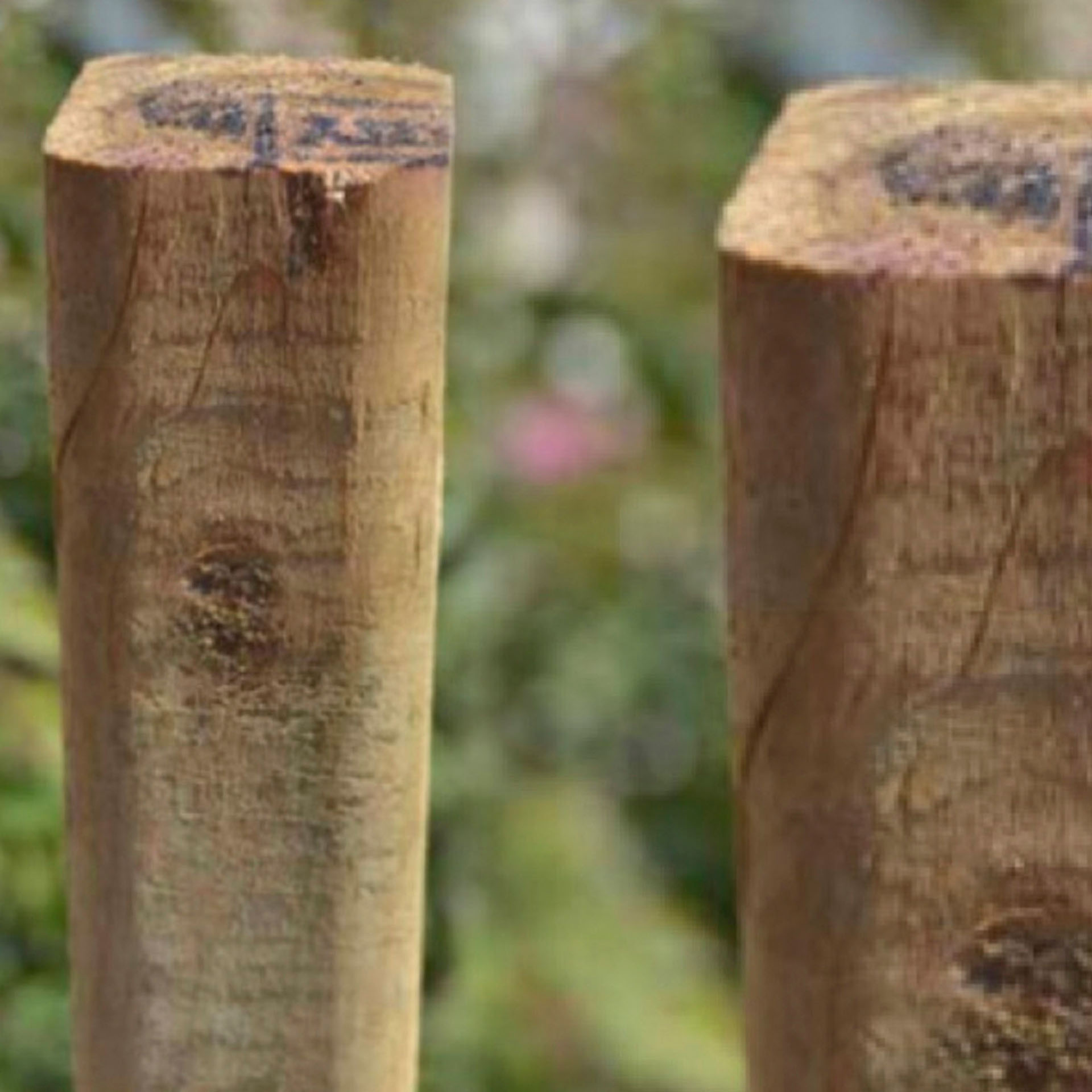 Poste de Madeira Tratado Quadrado 4x150cm Toscca