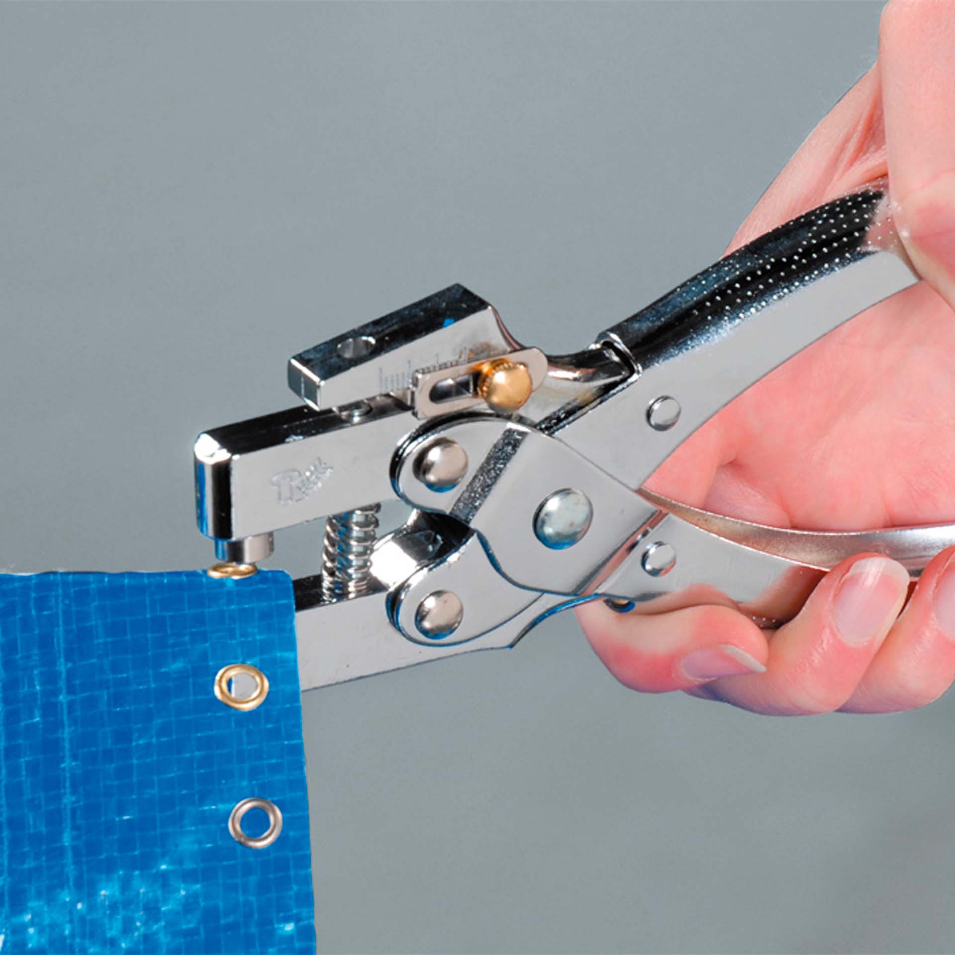 Alicate Perfurador com 100 Ilhós 4mm KWB