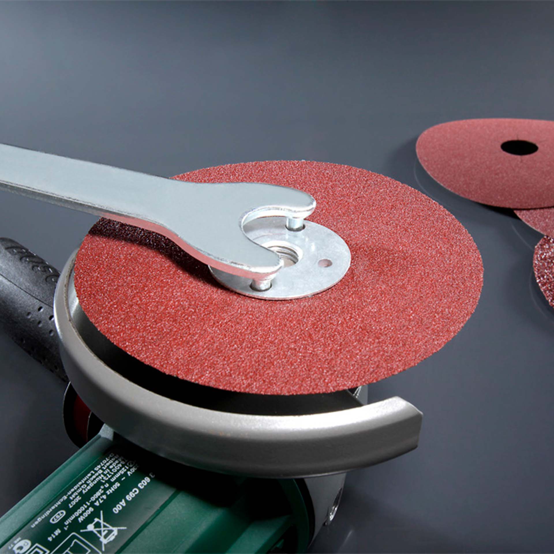 Porca para Rebarbadora M14 35x5,8 + 30x4,8mm KWB