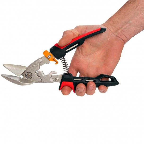 Tesoura Corta Chapas com Corte à Esquerda 38,1mm PowerGear Fiskars Tesoura Corta Chapas com Corte à Esquerda 38,1mm PowerGear Fiskars