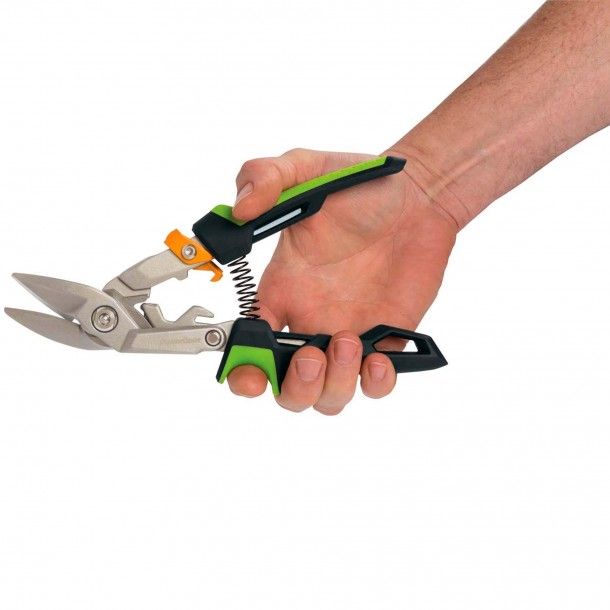 Tesoura Corta Chapas com Corte à Direita 38,1mm PowerGear Fiskars Tesoura Corta Chapas com Corte à Direita 38,1mm PowerGear Fiskars
