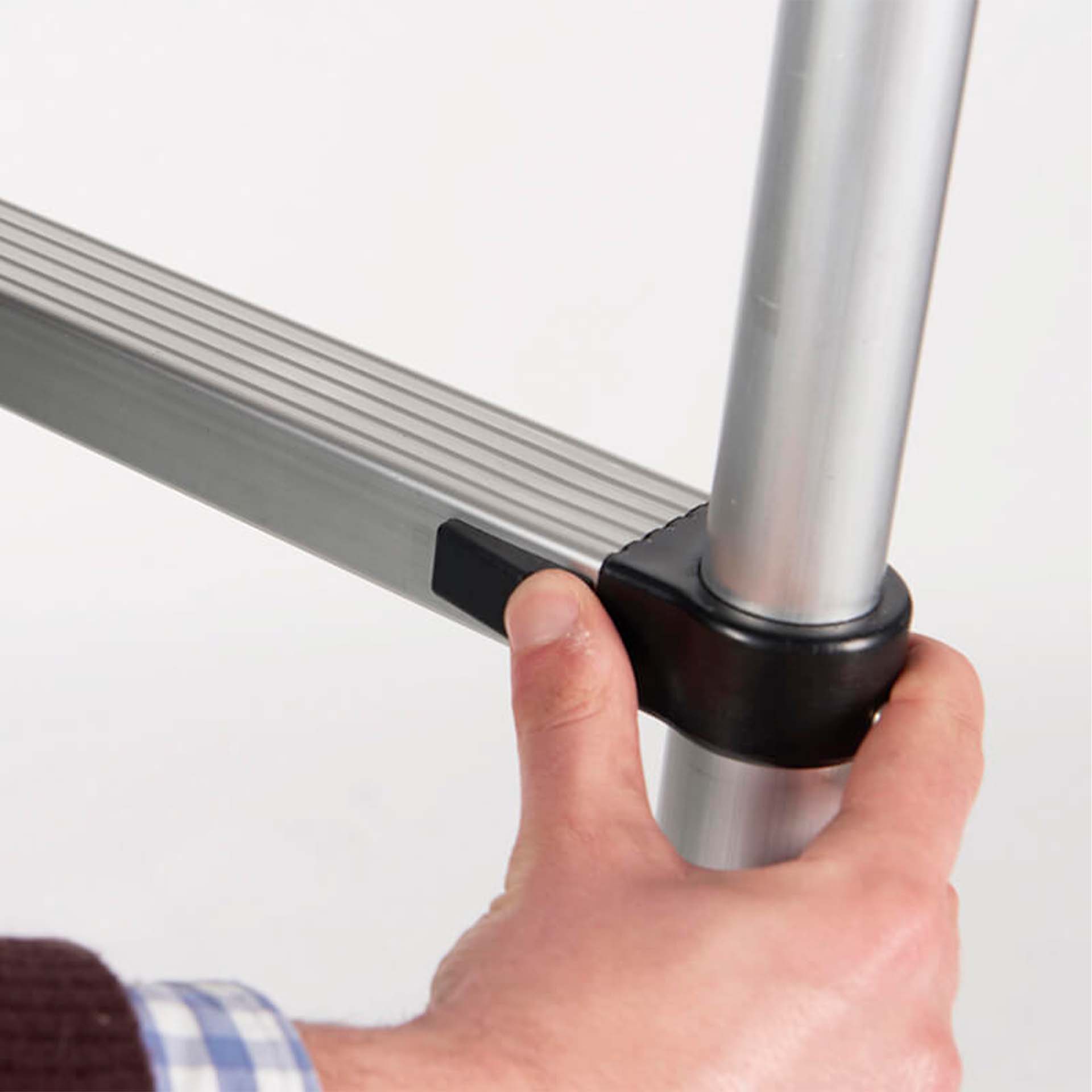 Escada Telescópica 9 Degraus 2,61m Ferral