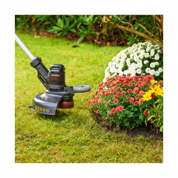 Aparador de Relva 550W/28cm Black+Decker Aparador de Relva 550W/28cm Black+Decker