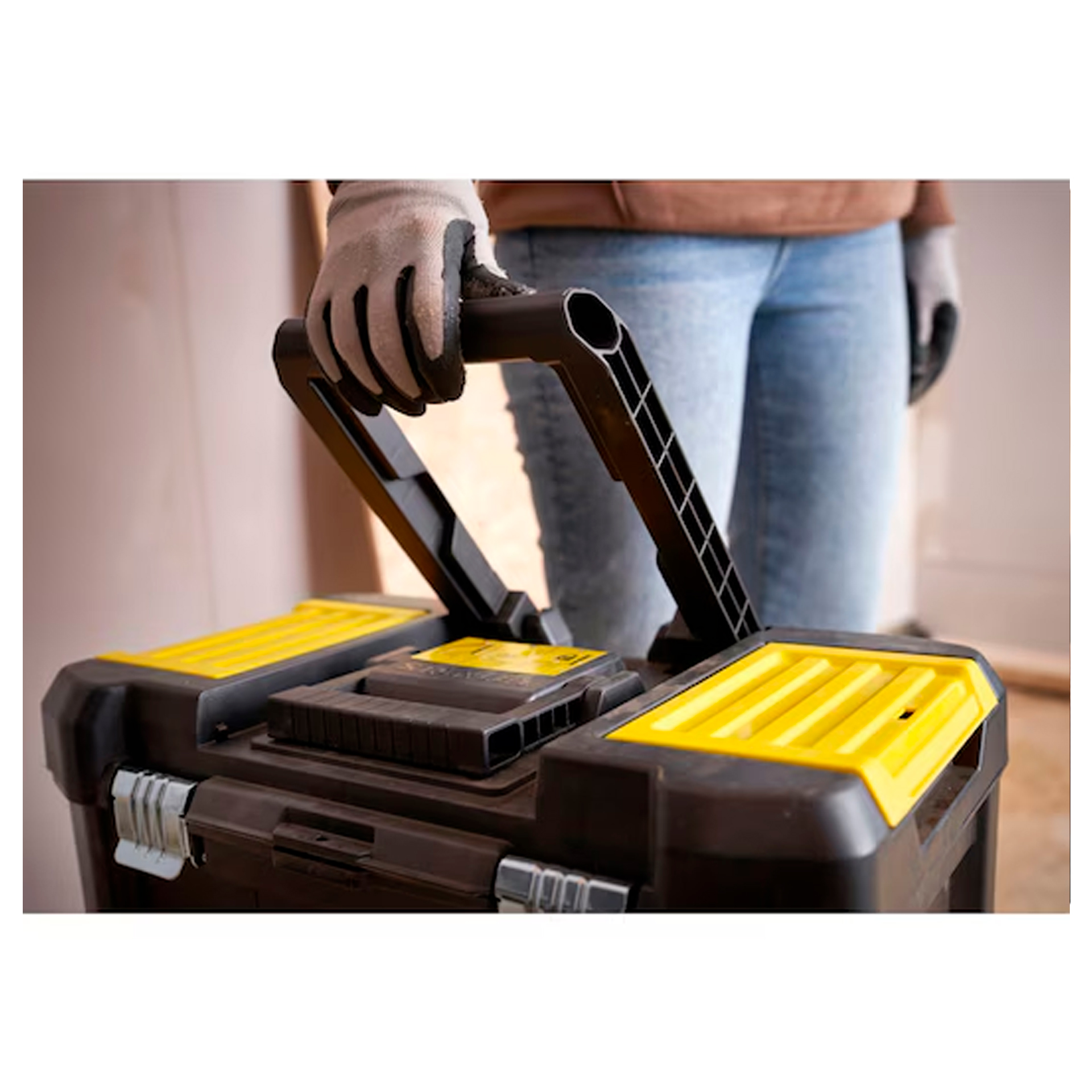 Troley para Ferramentas 63x46x28cm STST1-80151 Stanley