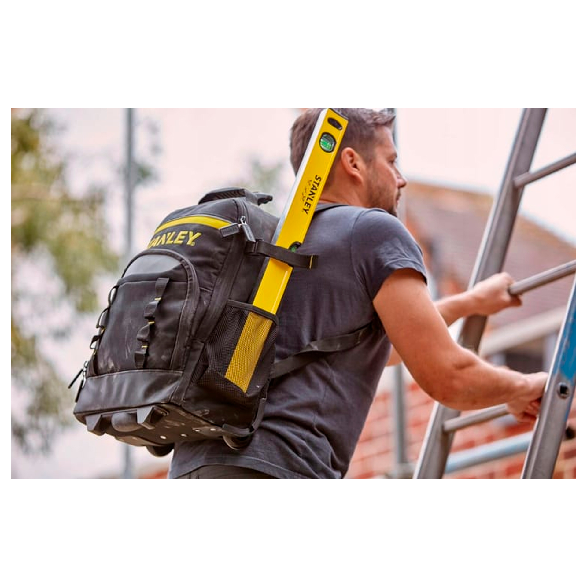 Mochila de Ferramentas com Rodas 34x20x57cm STST83307-1 Stanley