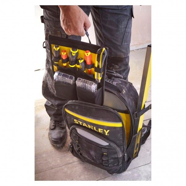 Mochila de Ferramentas com Rodas 34x20x57cm STST83307-1 Stanley Mochila de Ferramentas com Rodas 34x20x57cm STST83307-1 Stanley