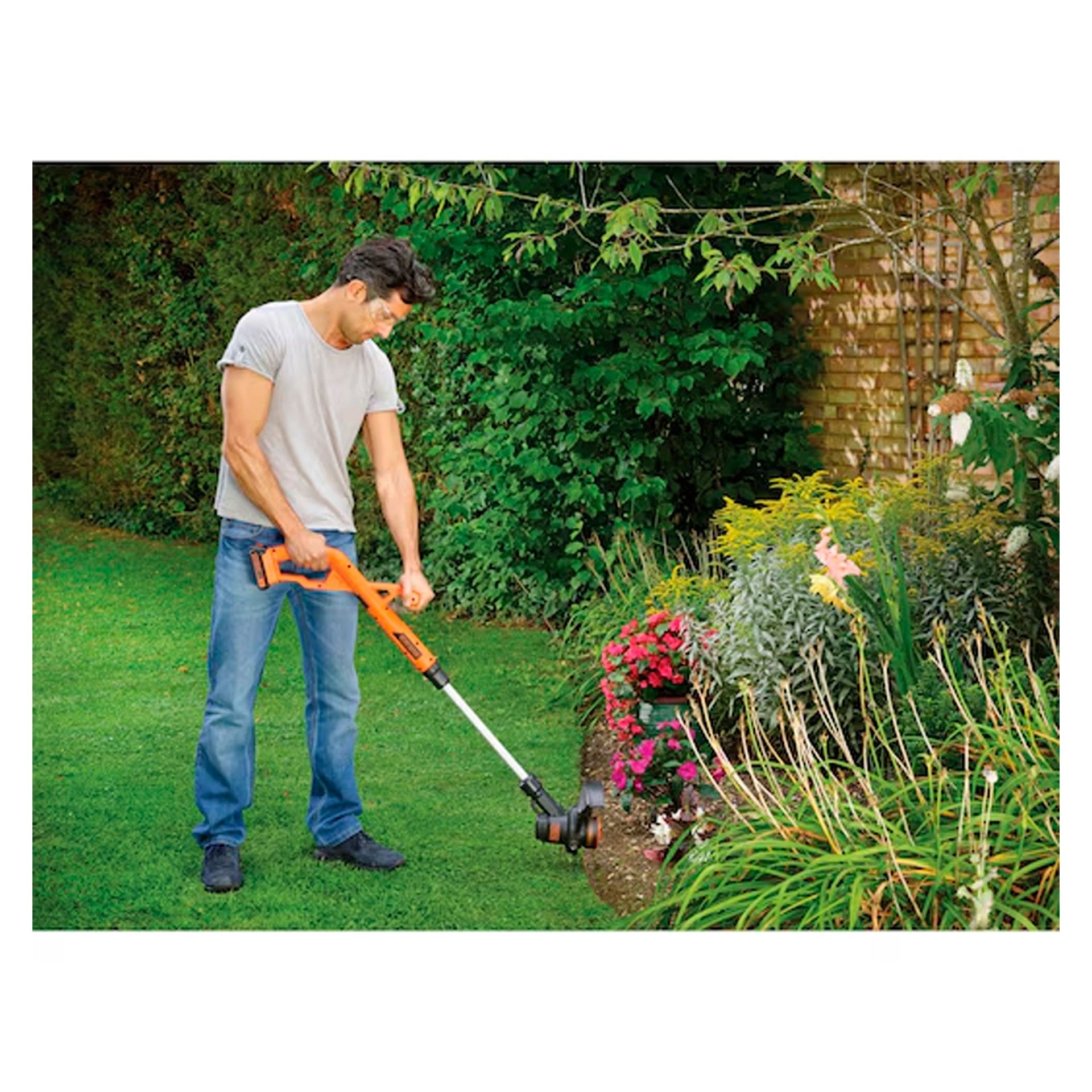 Aparador de Relva Sem Fio 18V 25cm ST182320-QW Black+Decker