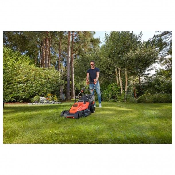 Corta-Relva Elétrico 42cm 1800W Black+Decker Corta-Relva Elétrico 42cm 1800W Black+Decker