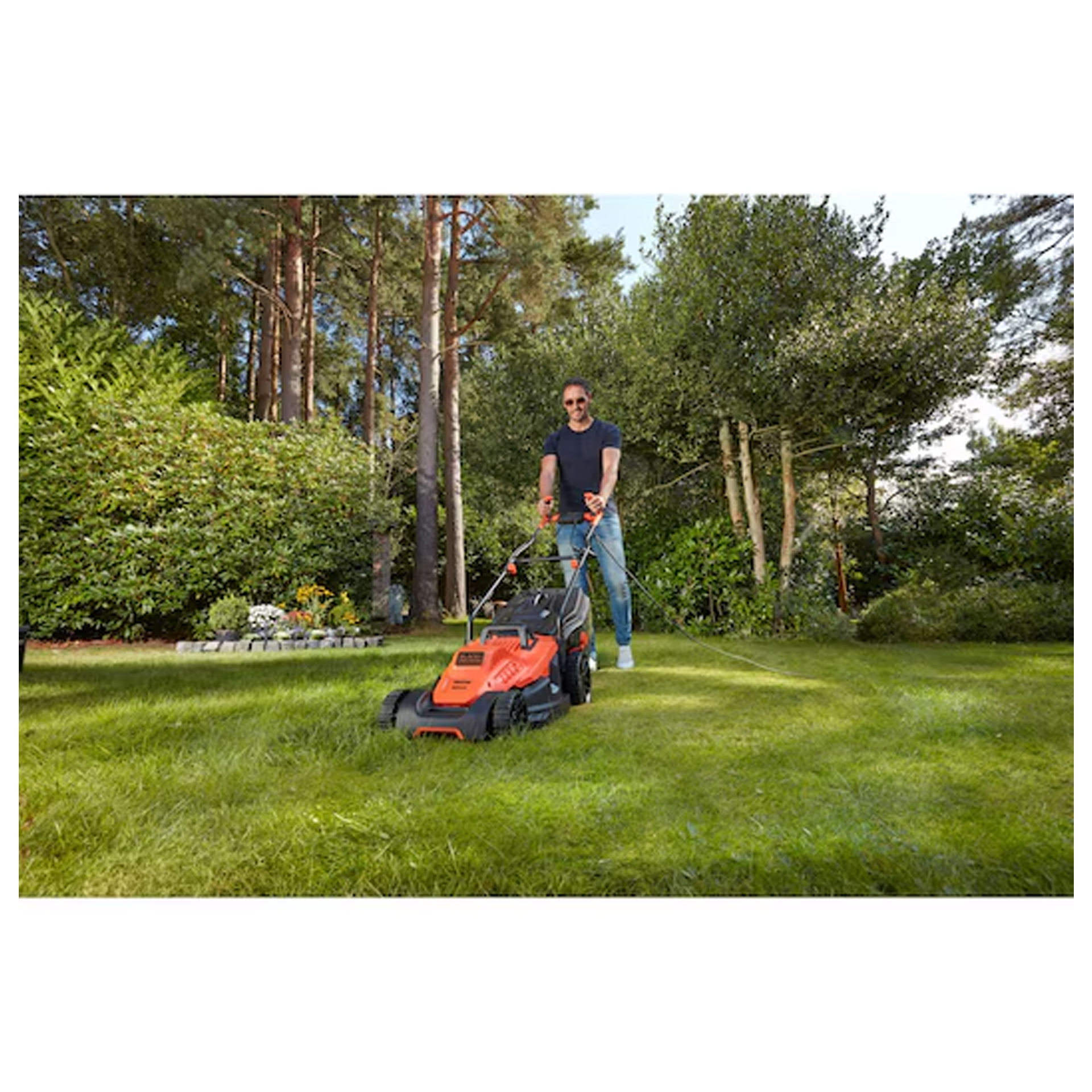 Corta-Relva Elétrico 42cm 1800W Black+Decker
