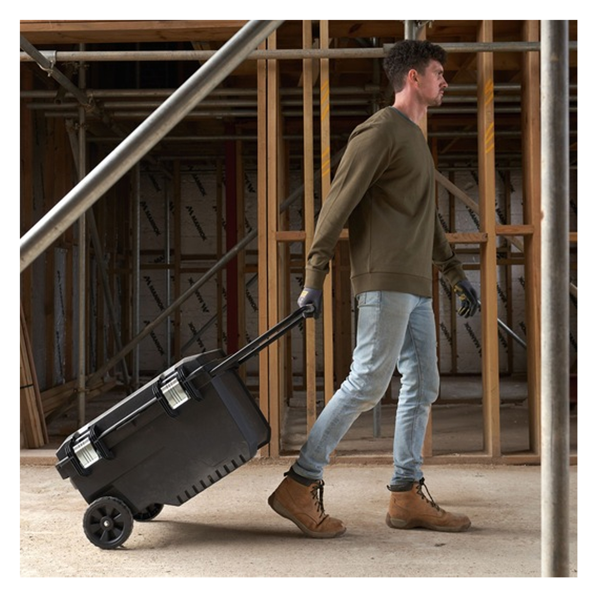 Troley para Ferramentas 74.8x51.5x42.8cm Fatmax FMST1-73601 Stanley