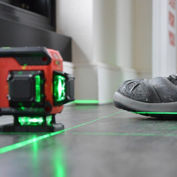 Nível a Laser Verde 2x40M Multicross 3D Floor Futech Nível a Laser Verde 2x40M Multicross 3D Floor Futech