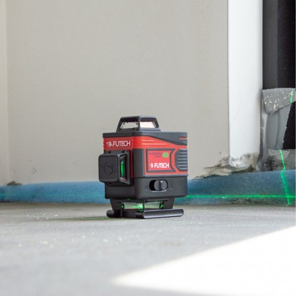 Nível a Laser Verde 2x150M Multicross 4D Compact Futech Nível a Laser Verde 2x150M Multicross 4D Compact Futech