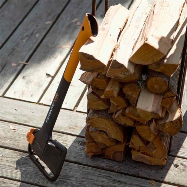 Machado Universal S X10 Fiskars