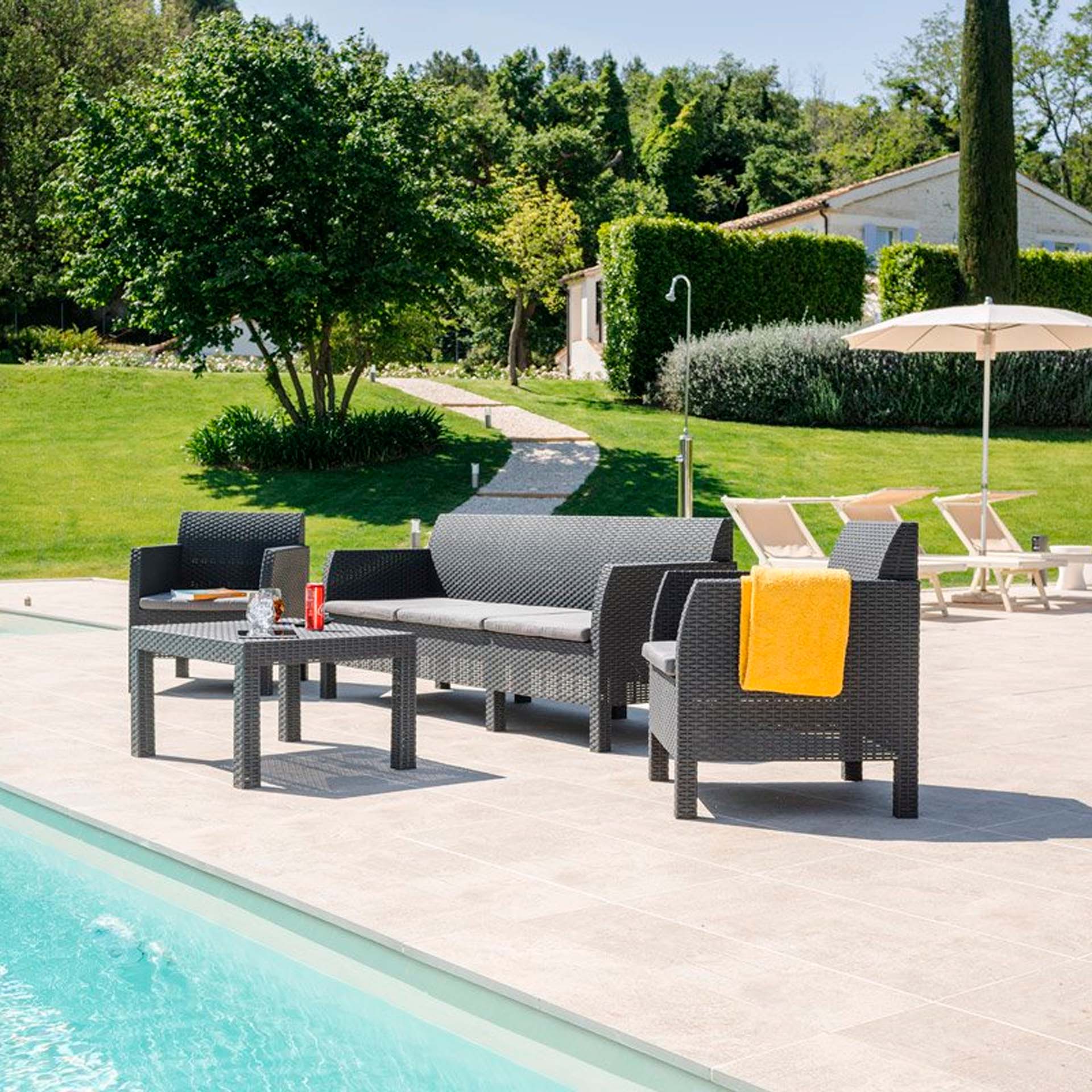 Conjunto de Jardim com Mesa e Sofá 5 Lugares Cinza Escuro Toomax