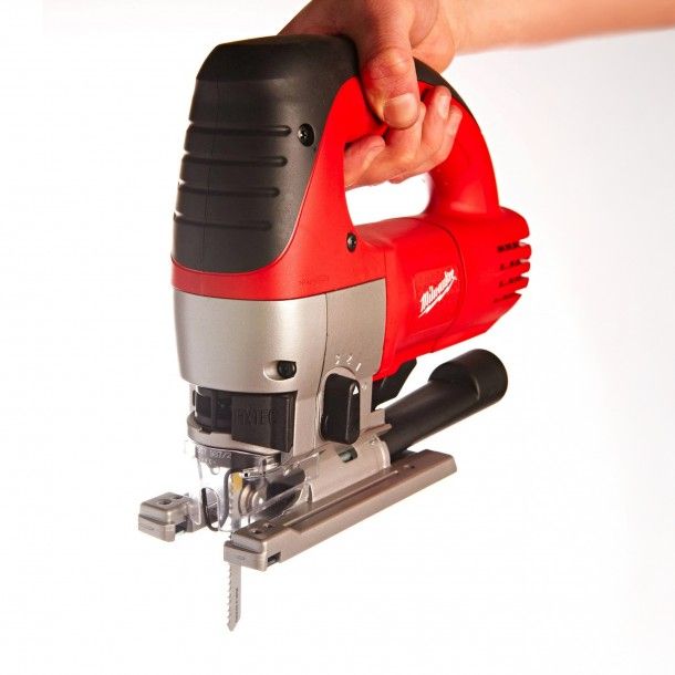 Serra Tico-Tico 750W JSPE135TX Milwaukee Serra Tico-Tico 750W JSPE135TX Milwaukee