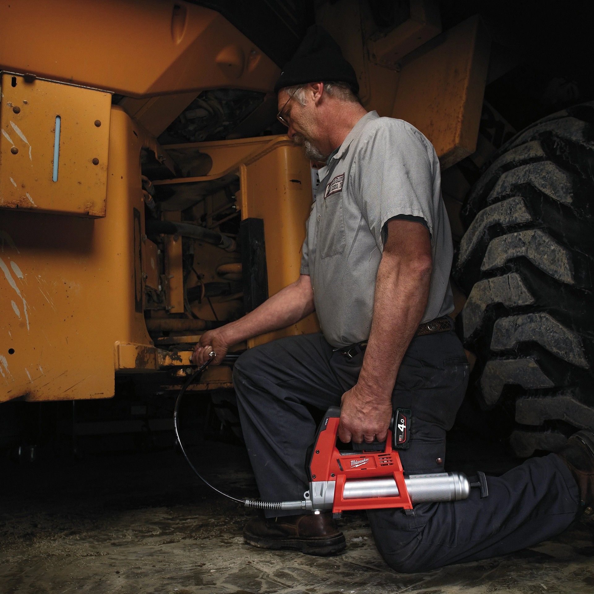 Bomba de Lubrificação Sub Compacta M12 M12GG-0 Milwaukee
