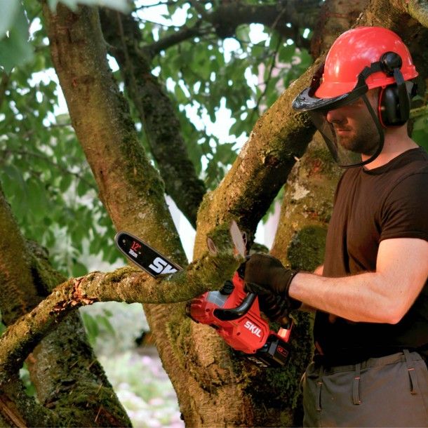 Motosserra a Bateria 20V 30cm sem Bateria 0534 CA Skil