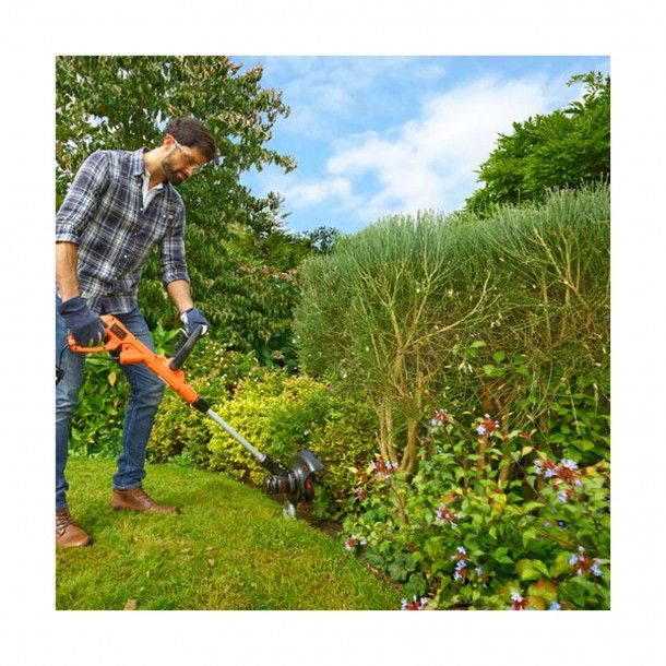 Aparador de Relva 550W/28cm Black+Decker