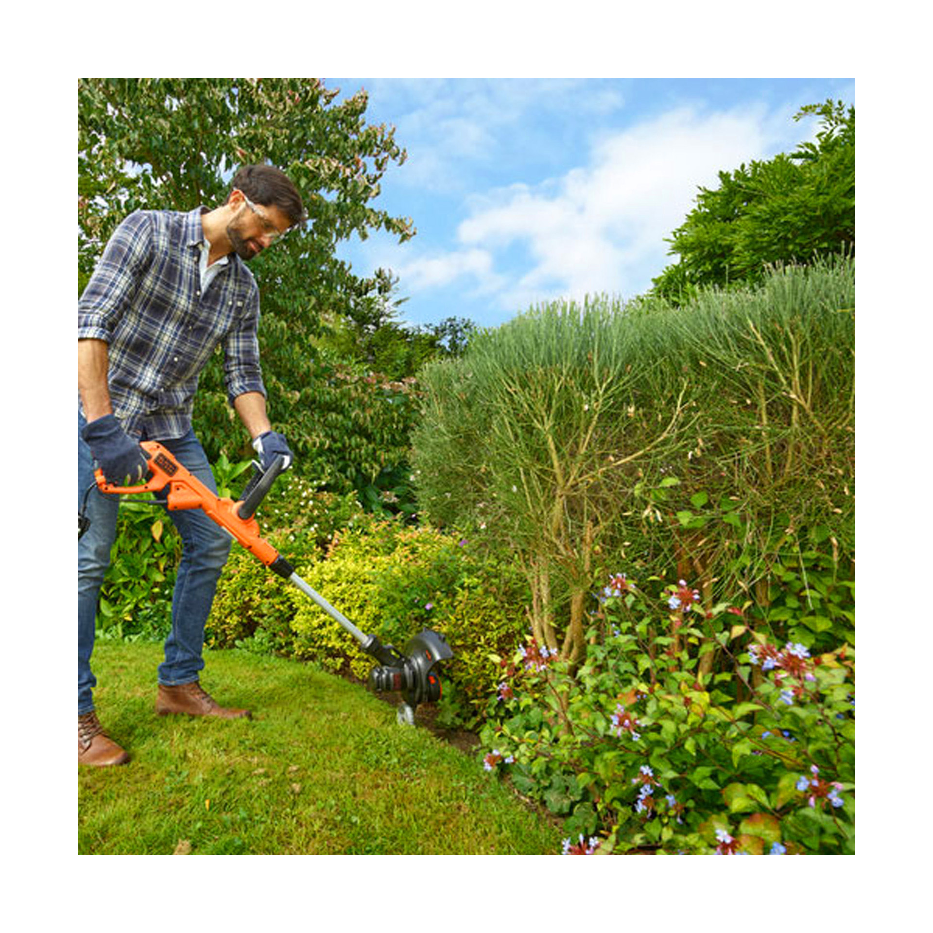 Aparador de Relva 550W/28cm Black+Decker