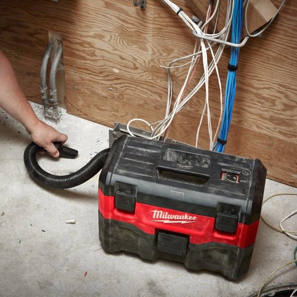 Aspirador S�lidos e L�quidos a Bateria 10L 18V M18VC2-0 Milwaukee