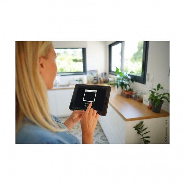 Interruptor Persiana WiFi com Controlo de Voz Interruptor Persiana WiFi com Controlo de Voz