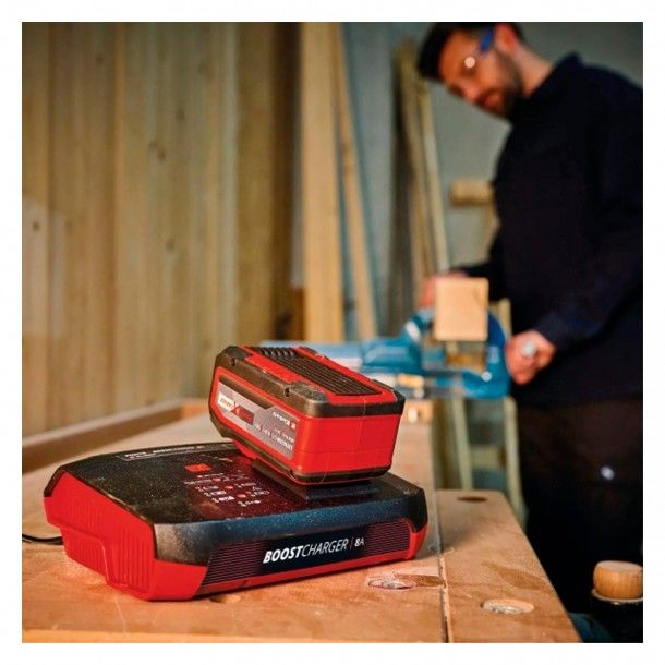 Carregador Power X-Boostcharger 18V 8.0Ah Einhell Carregador Power X-Boostcharger 18V 8.0Ah Einhell