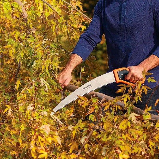 Serrote com Ponta e Punho Protetor D SW47 Fiskars