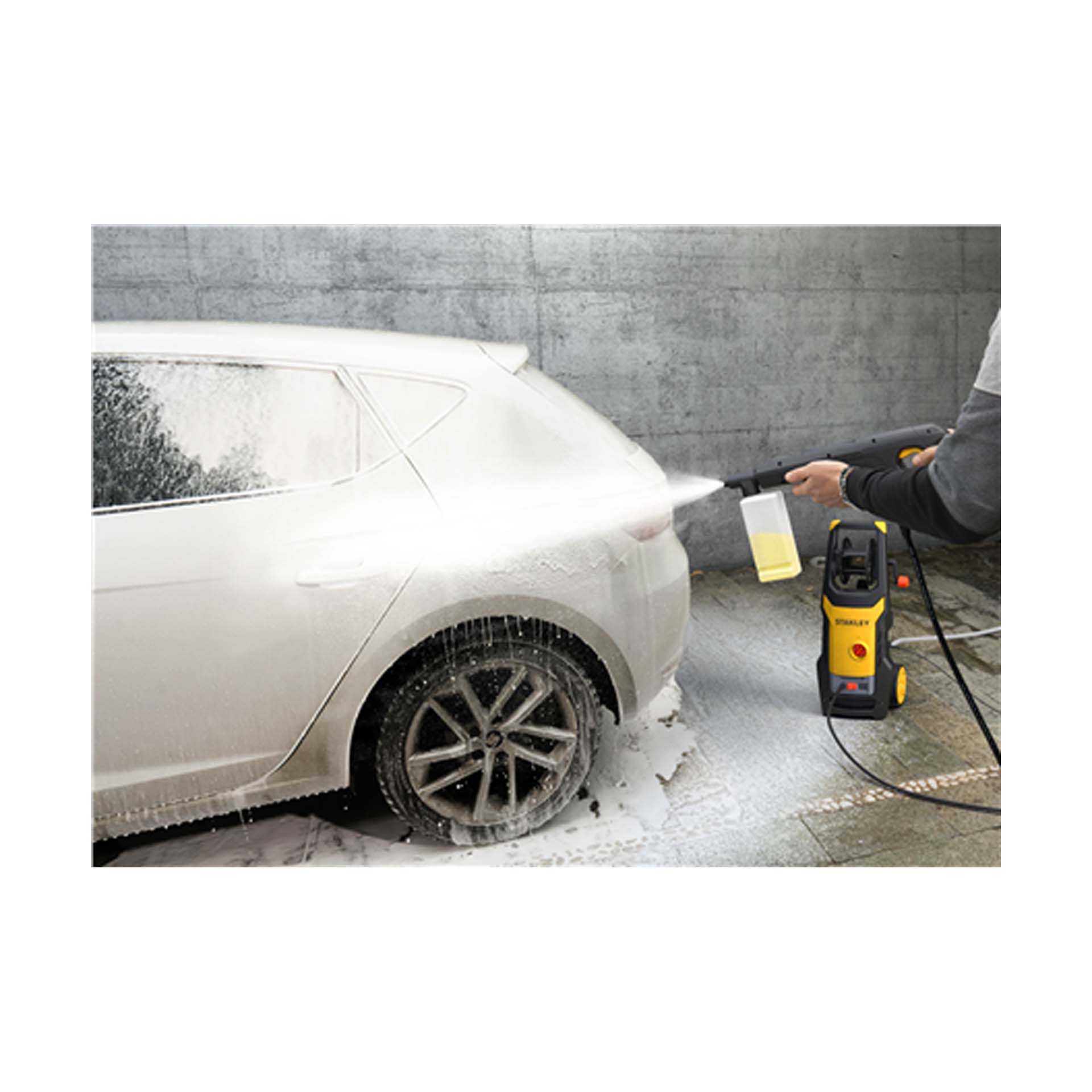 Lavadora Alta Pressão 125Bar 420L/h 1600W SXPW16E Stanley