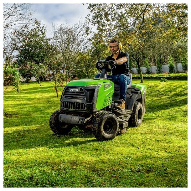 Trator Corta-Relva Hidrost�tico 86cm 452cc Vito