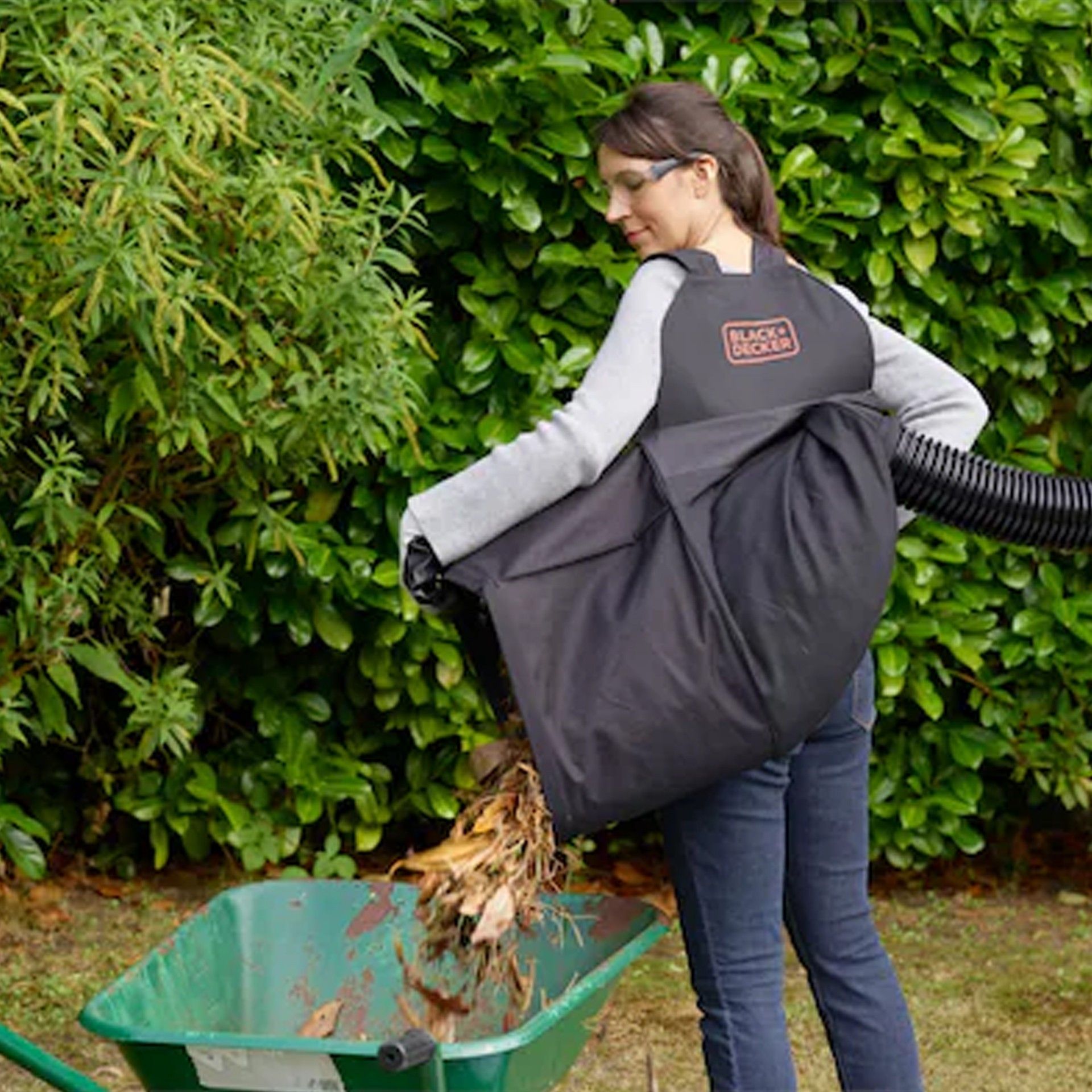 Soprador Aspirador Triturador 2900W BEBLV290-QS Black+Decker