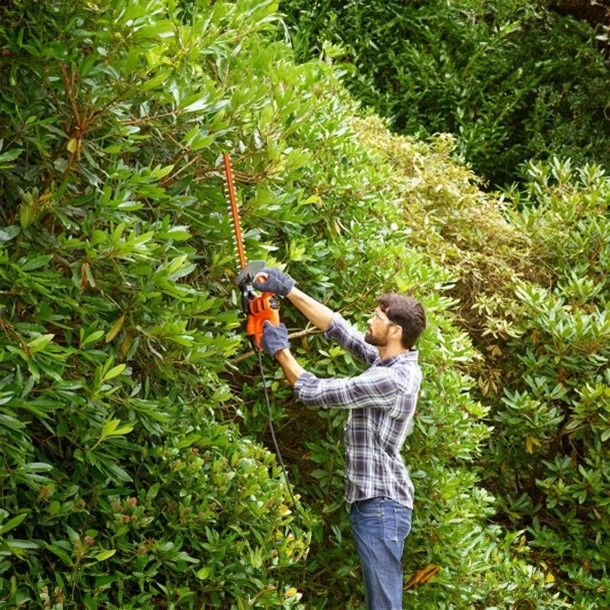 Corta Sebes 50cm 450W BEHT251-QS Black+Decker Corta Sebes 50cm 450W BEHT251-QS Black+Decker