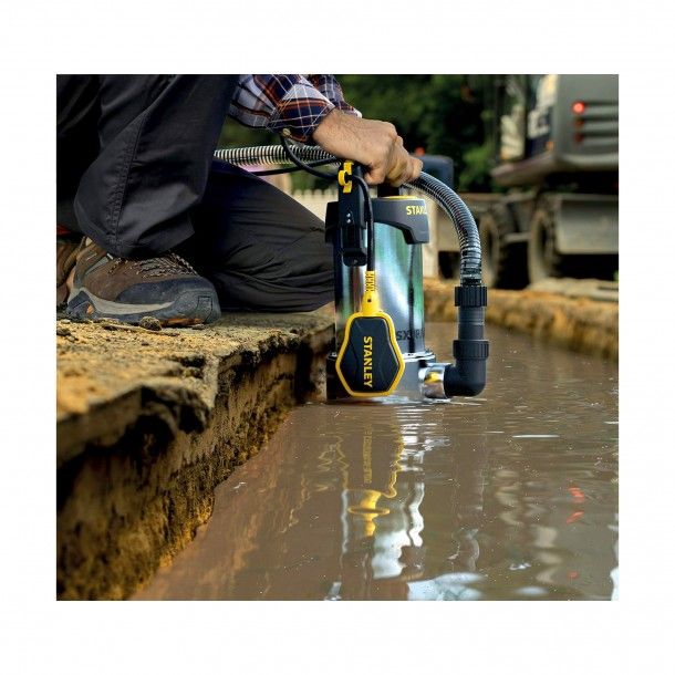 Bomba Submers�vel �guas Sujas 1100W 16500l/h 10,5M SXUP1100XDE Stanley