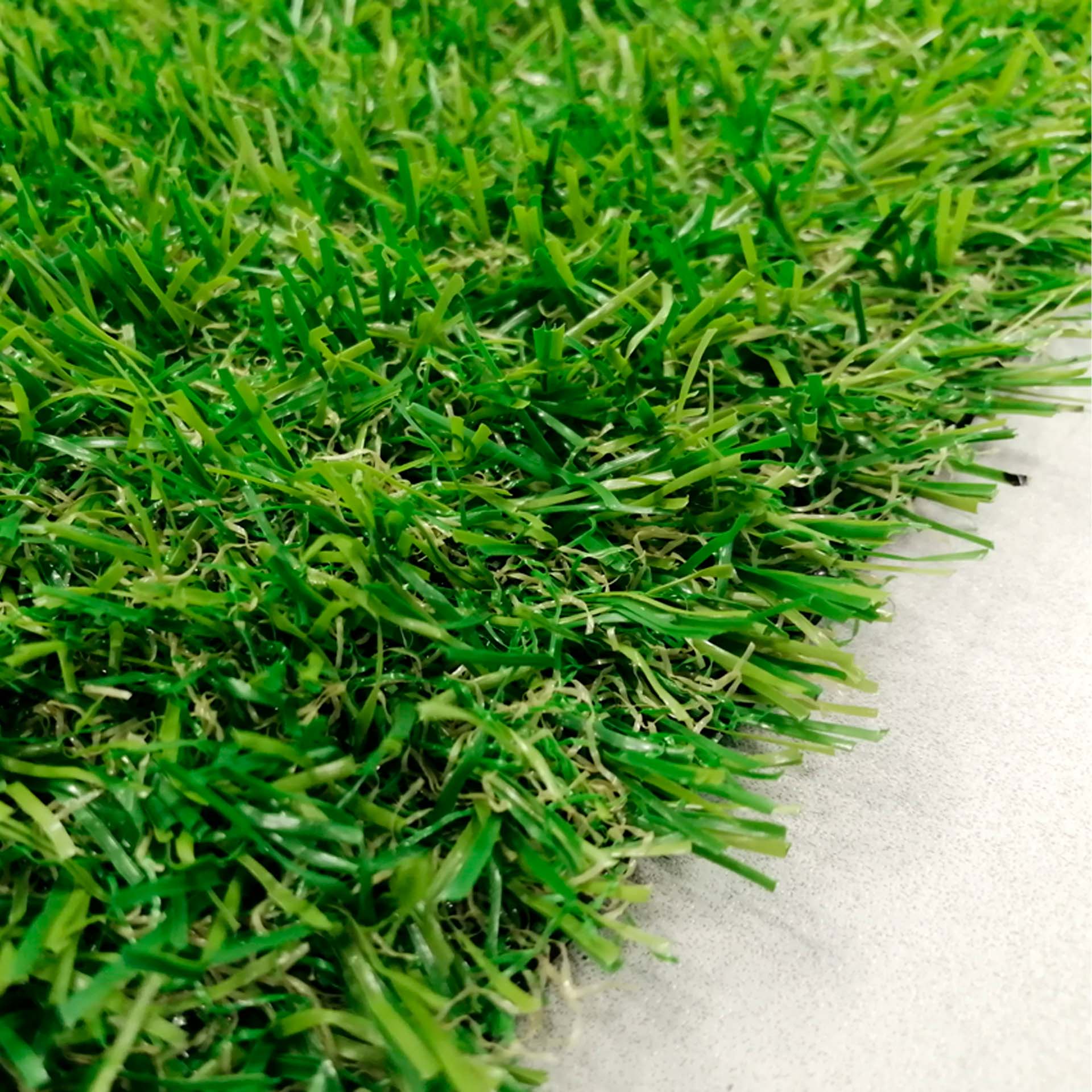 Relva Artificial Rolo Prado 20mm 2x15m (30m2)