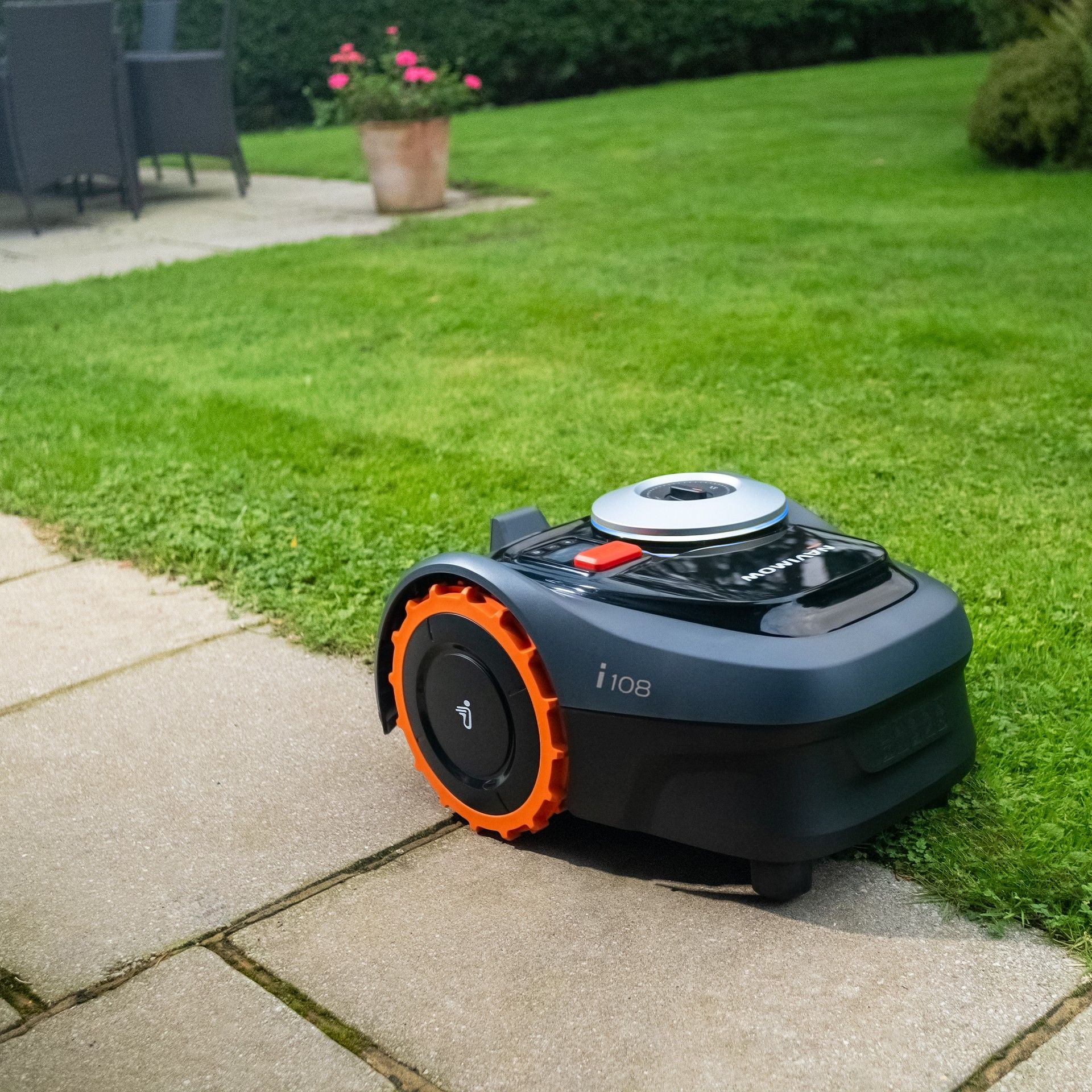Robot Corta-Relva Navimow i108E 800m² + Garagem Modelo S Segway