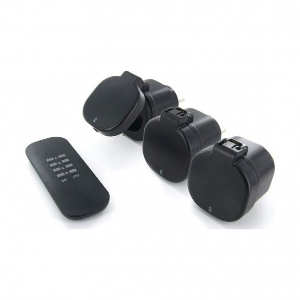 3 Mini Tomadas Exterior com Controlo Remoto 3000W 3 Mini Tomadas Exterior com Controlo Remoto 3000W